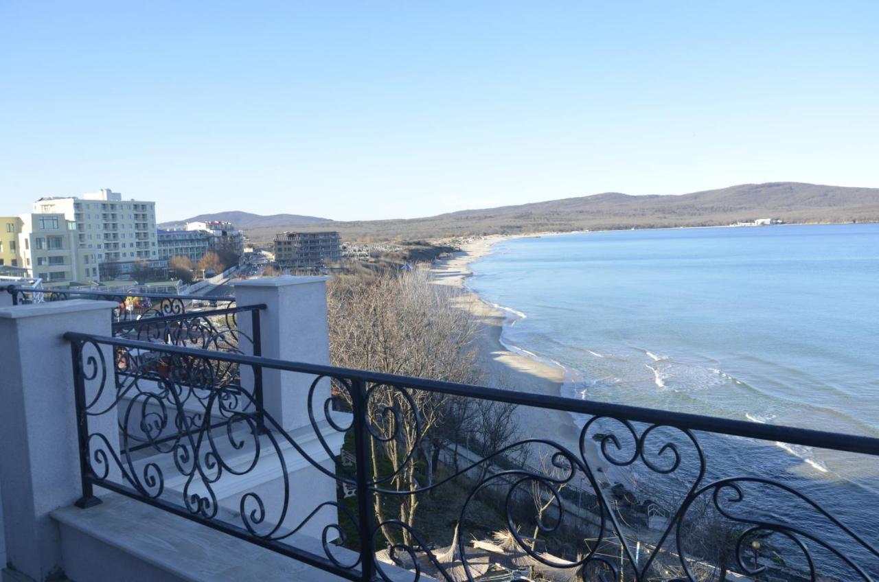 Ashram Hotel Primorsko Dış mekan fotoğraf