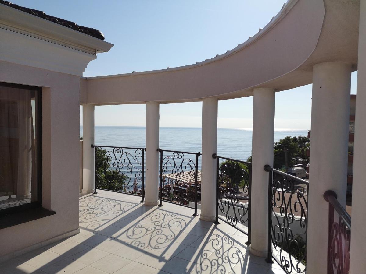 Ashram Hotel Primorsko Dış mekan fotoğraf
