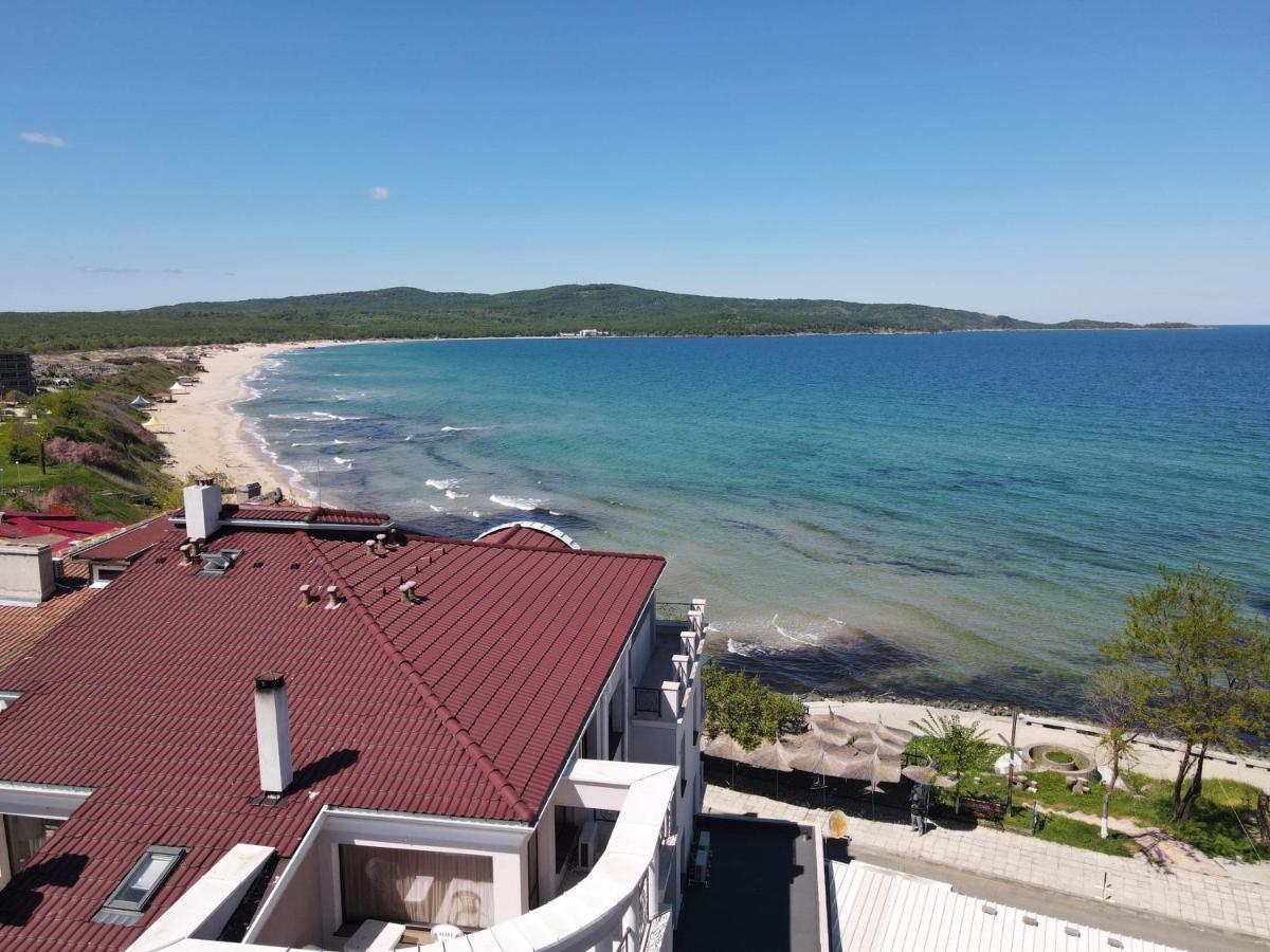 Ashram Hotel Primorsko Dış mekan fotoğraf